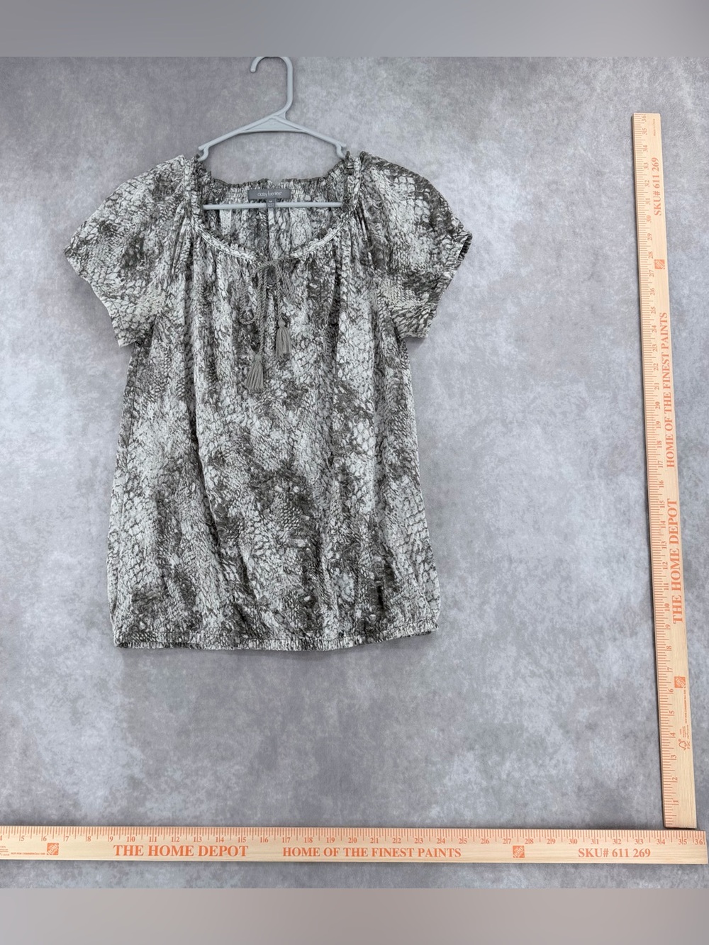 Daisy Fuentes Gray Snake-Print Short Sleeve Tunic with Tassel Tie